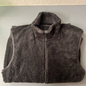 Banana Republic Charcoal Fleece Vest
